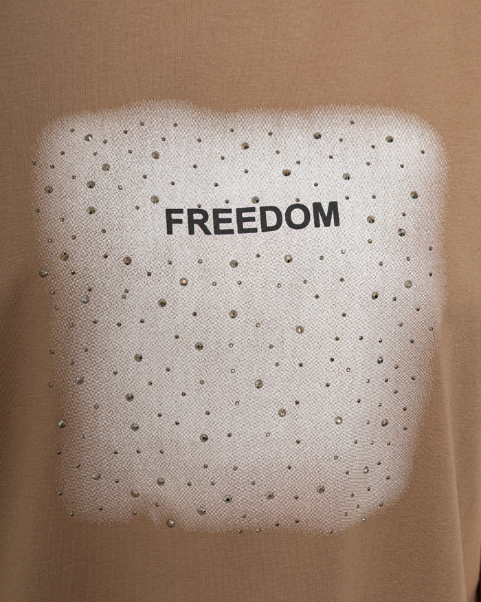 Футболка со стразами Freedom OneSize цвет: мокко - 4