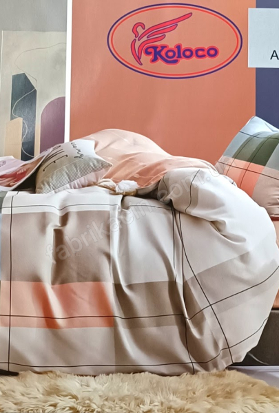 Комплект постельного белья двухспальный  CLASSIC 180 х 220 цвет: бежевый