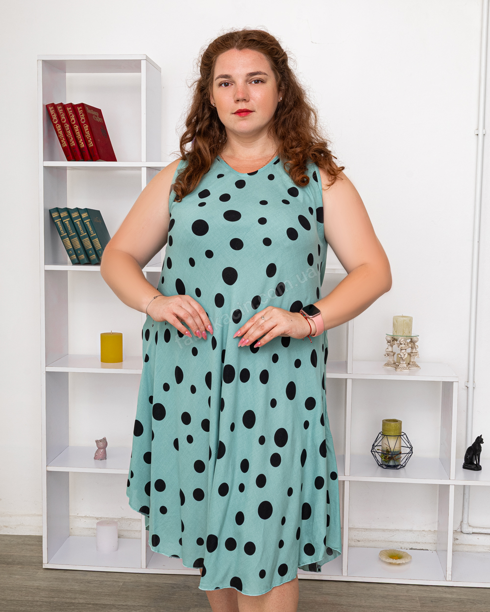 Платье в ГОРОХ из штапеля OneSize:54-60 цвет: мятный - 1