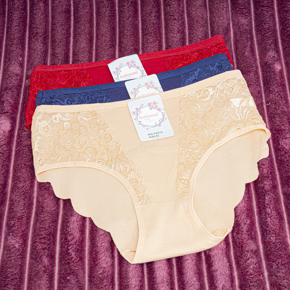 Труси в рубчик з мереживом р-р: 50; 52; 54 колір: бежевий - 1